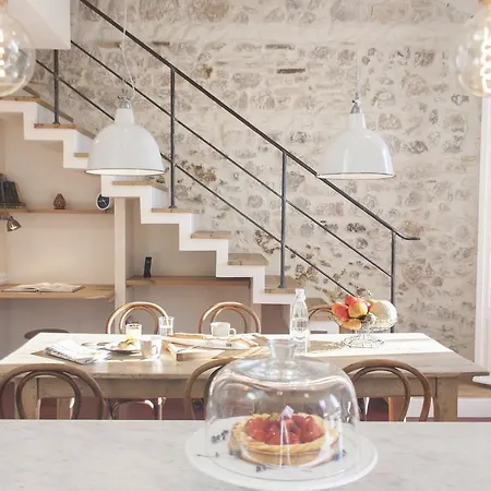 Maison Du Village By Antibes-rental Vakantiehuis Antibes