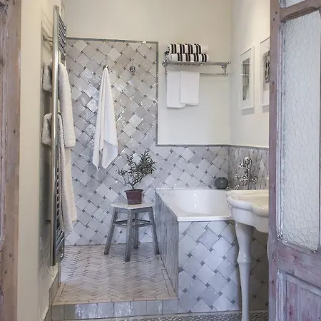 Maison Du Village By Antibes-rental Vakantiehuis *